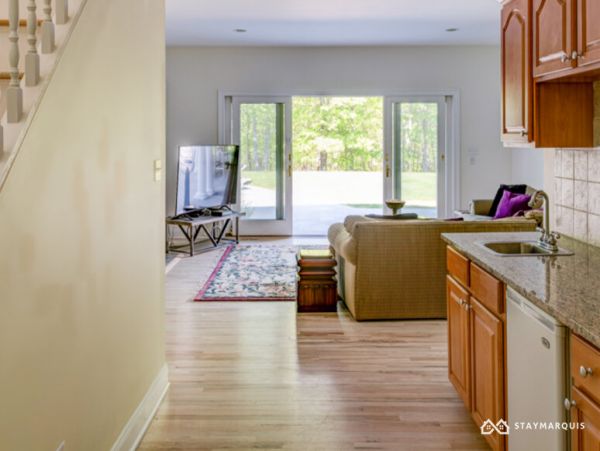 Hamptons Home 1020657