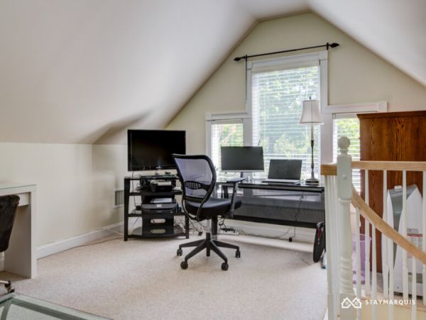 Hamptons Home 1020657
