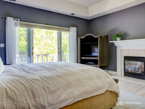 Hamptons Home 1020657