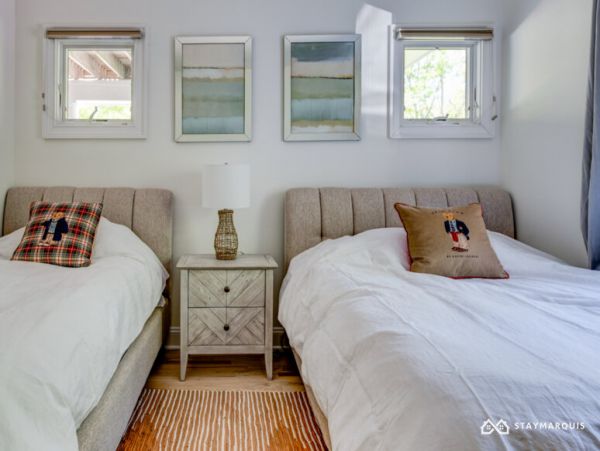 Hamptons Home 1020657