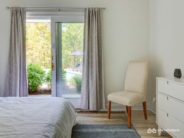 Hamptons Home 1020657