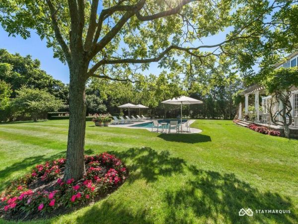 Hamptons Home 1020658