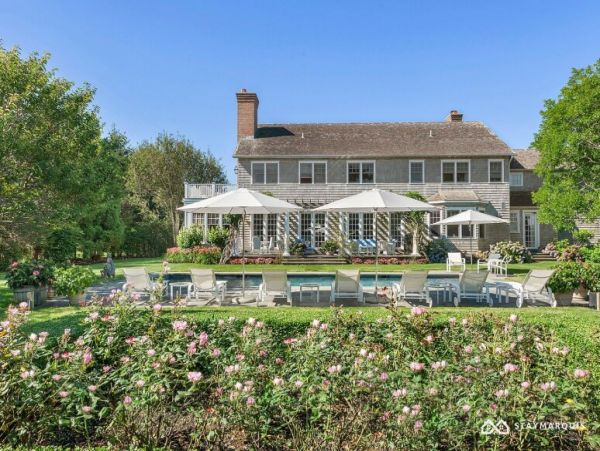 Hamptons Home 1020658