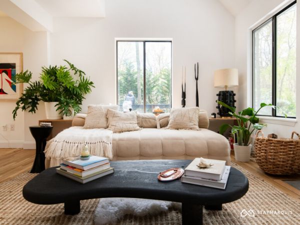 Hamptons Home 1020659