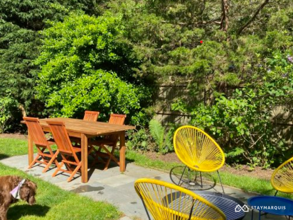 Hamptons Home 1020659