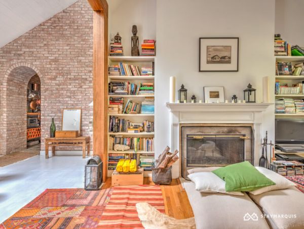 Hamptons Home 1020660
