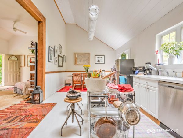 Hamptons Home 1020660