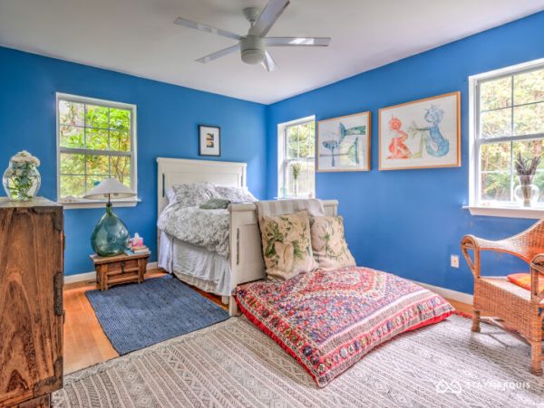 Hamptons Home 1020660