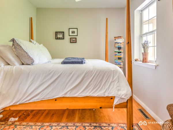 Hamptons Home 1020660