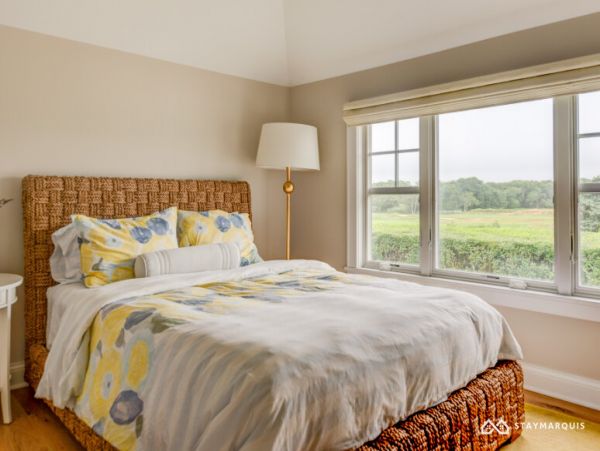 Hamptons Home 1020663