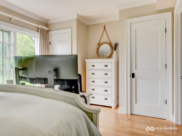 Hamptons Home 1020663