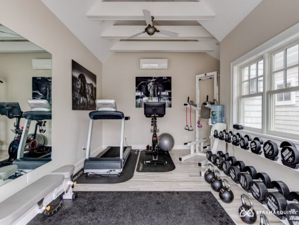 Hamptons Home 1020663