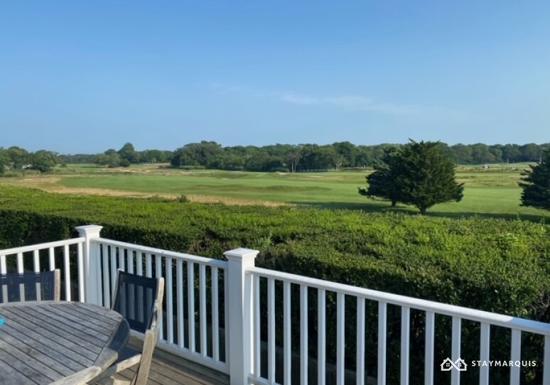 Hamptons Home 1020663
