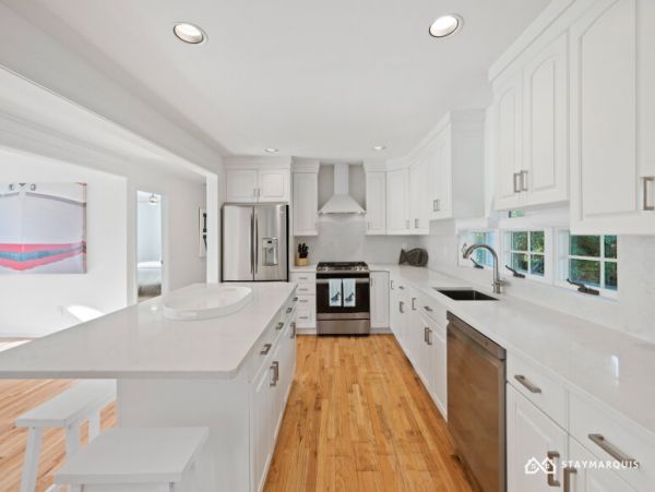 Hamptons Home 1020664