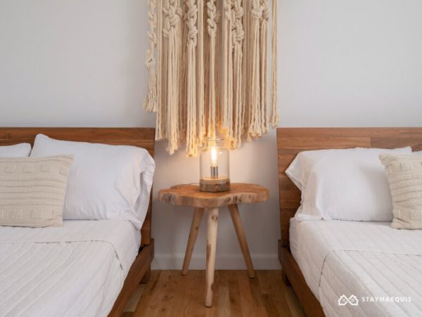 Hamptons Home 1020664