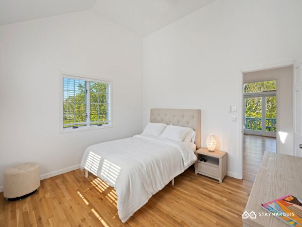 Hamptons Home 1020664