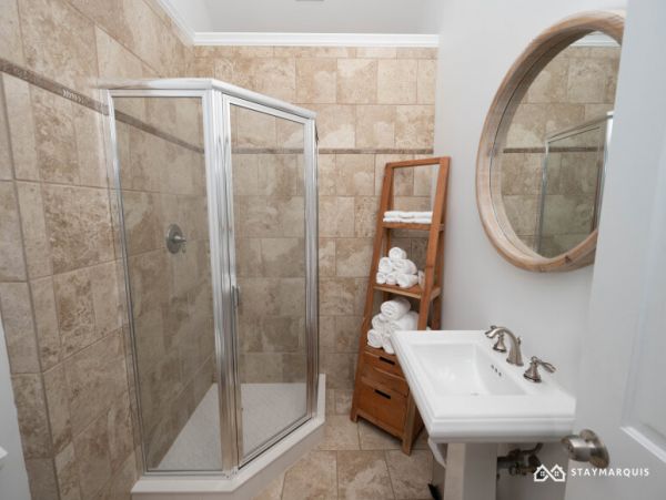 Hamptons Home 1020664