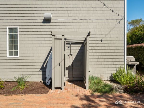 Hamptons Home 1020664