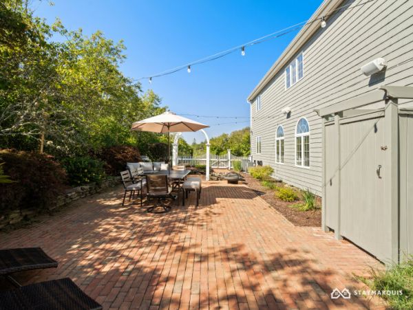 Hamptons Home 1020664