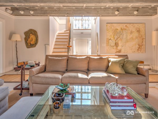 Hamptons Home 1020665
