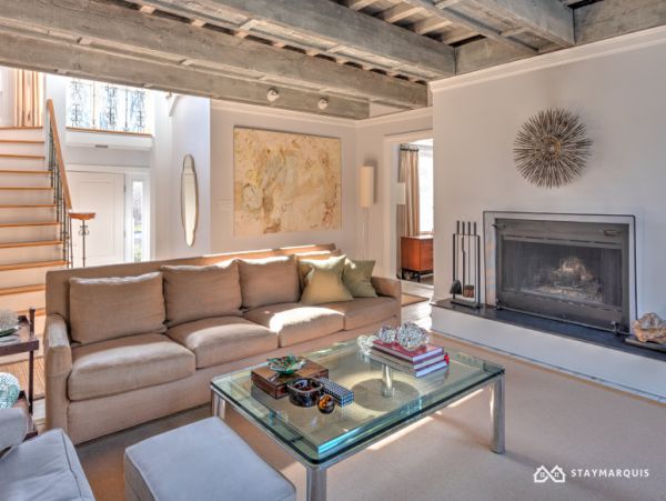 Hamptons Home 1020665