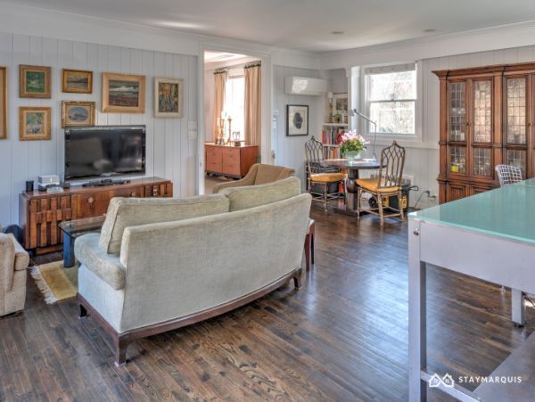 Hamptons Home 1020665