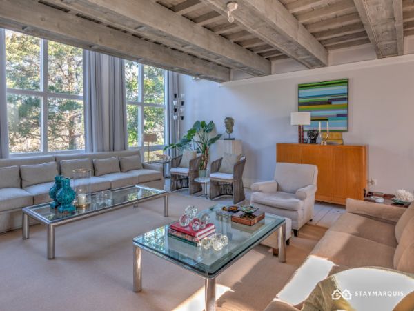 Hamptons Home 1020665
