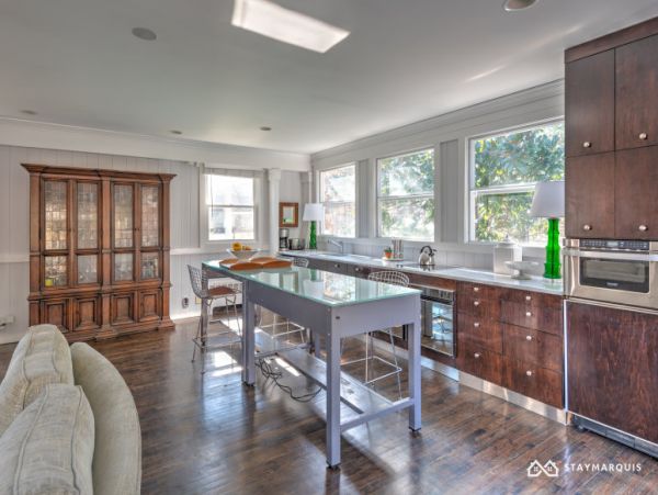 Hamptons Home 1020665