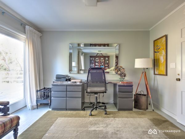 Hamptons Home 1020665
