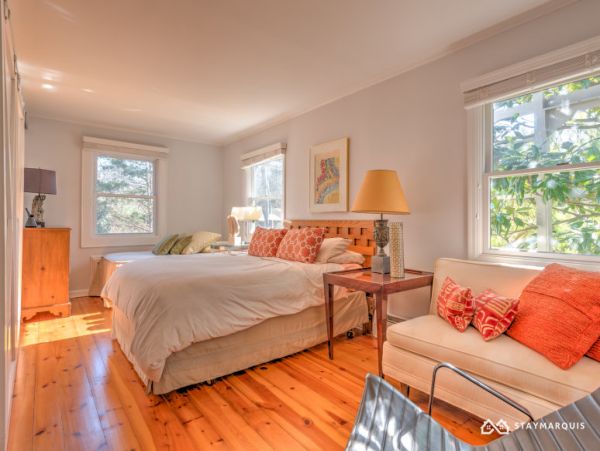 Hamptons Home 1020665