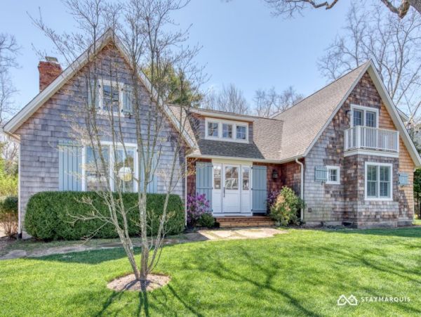 Hamptons Home 1020667
