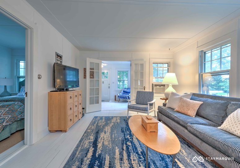Hamptons Home 1020668