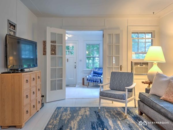 Hamptons Home 1020668
