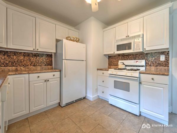 Hamptons Home 1020668