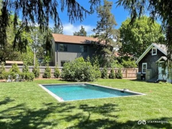 Hamptons Home 1020668