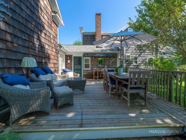 Hamptons Home 1020670