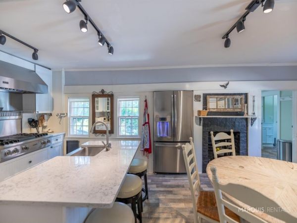 Hamptons Home 1020670