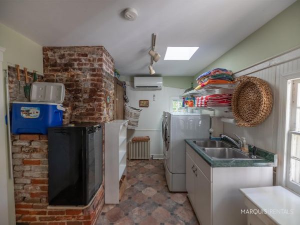 Hamptons Home 1020670