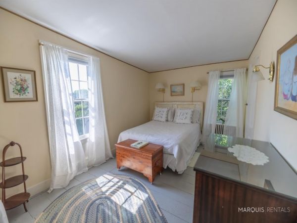 Hamptons Home 1020670