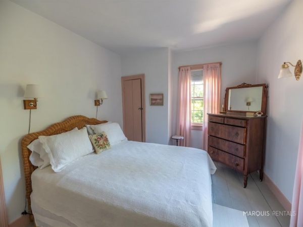 Hamptons Home 1020670