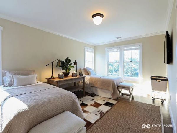 Hamptons Home 1020671