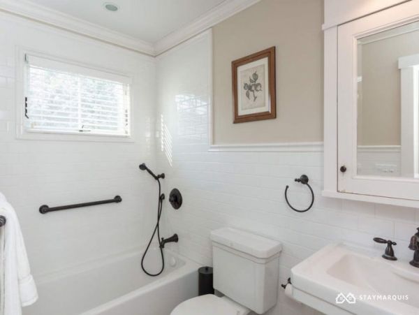 Hamptons Home 1020671