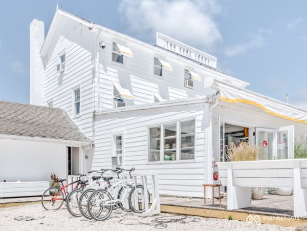 Hamptons Home 1020672