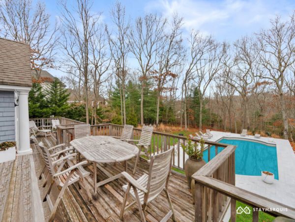 Hamptons Home 1020673