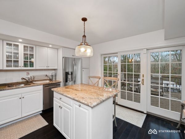 Hamptons Home 1020673