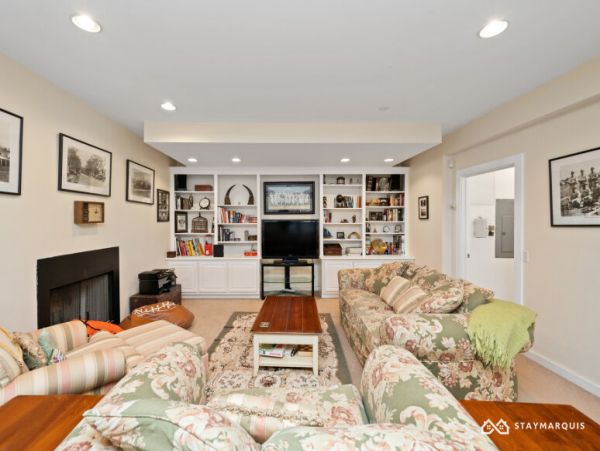 Hamptons Home 1020673