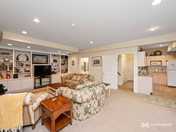Hamptons Home 1020673