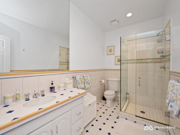 Hamptons Home 1020673