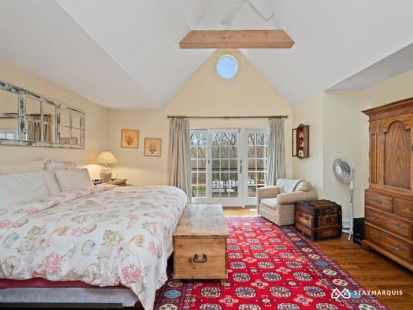 Hamptons Home 1020673