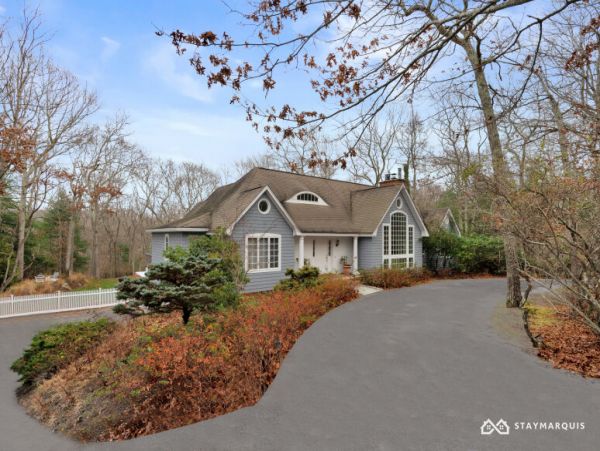 Hamptons Home 1020673